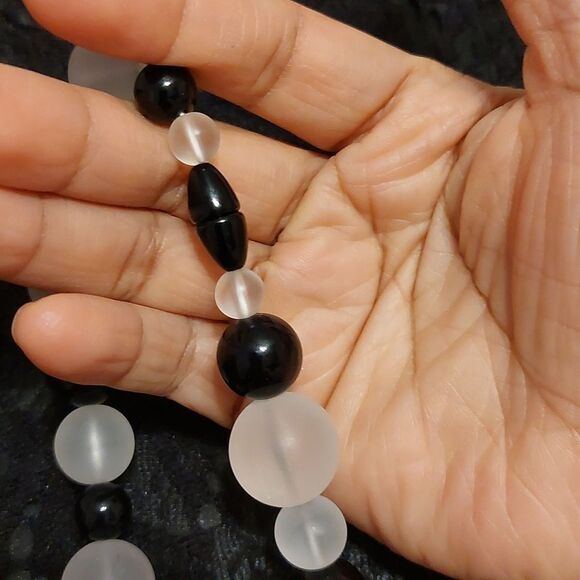 Vintage Black and Cloudy White Orbs Necklace with Hidden Twist Cap Screw Barrel - Picture 4 of 6